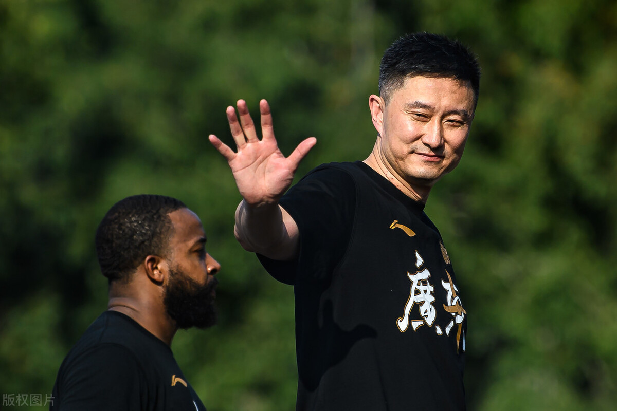 辽宁男篮教练杨鸣最新消息,杨鸣何时成为辽宁男篮主教练