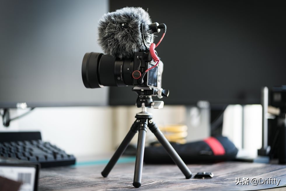 马小路三脚架02和06的区别,马小路mt2543三脚架测评