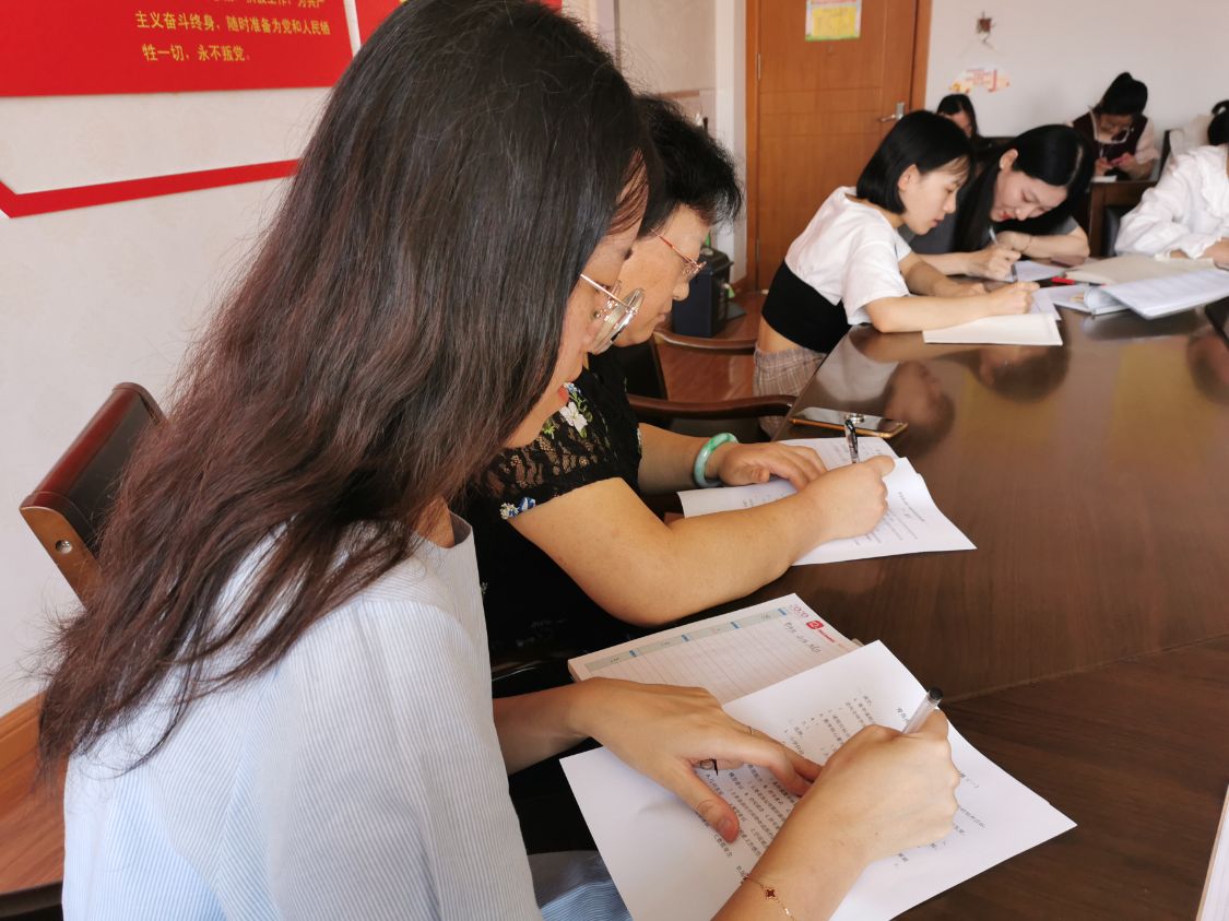 青岛虎山路小学:凝心聚力深耕教研笃行致远再启华章