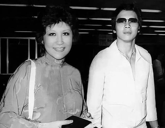 向华强谈婚姻经历,向华强结婚后被谁吸引了