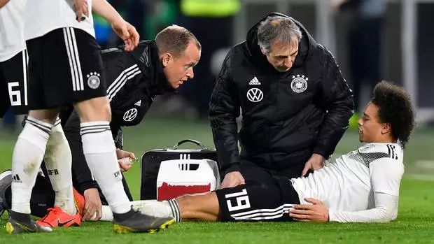 球场恶汉被罚打,球场上的恶汉