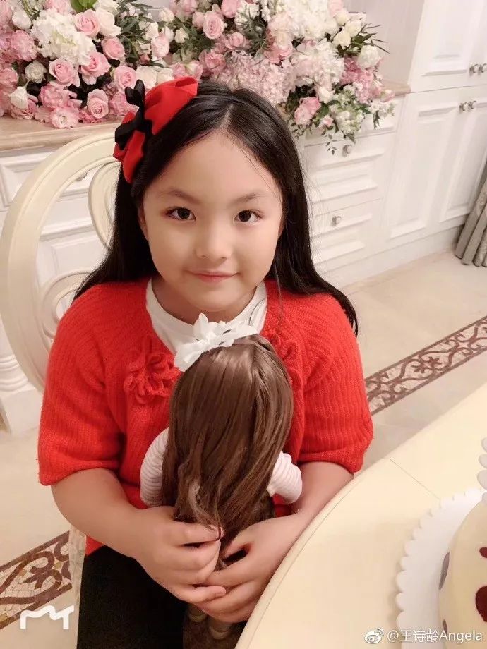 王诗龄的原生家庭对她的宠爱,王诗龄被妈妈宠