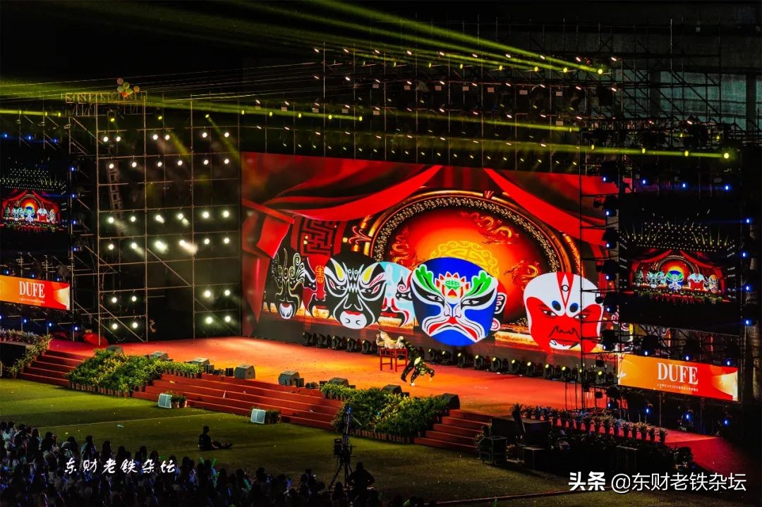 梦幻光雾山夜景演出,梦幻光影星空馆