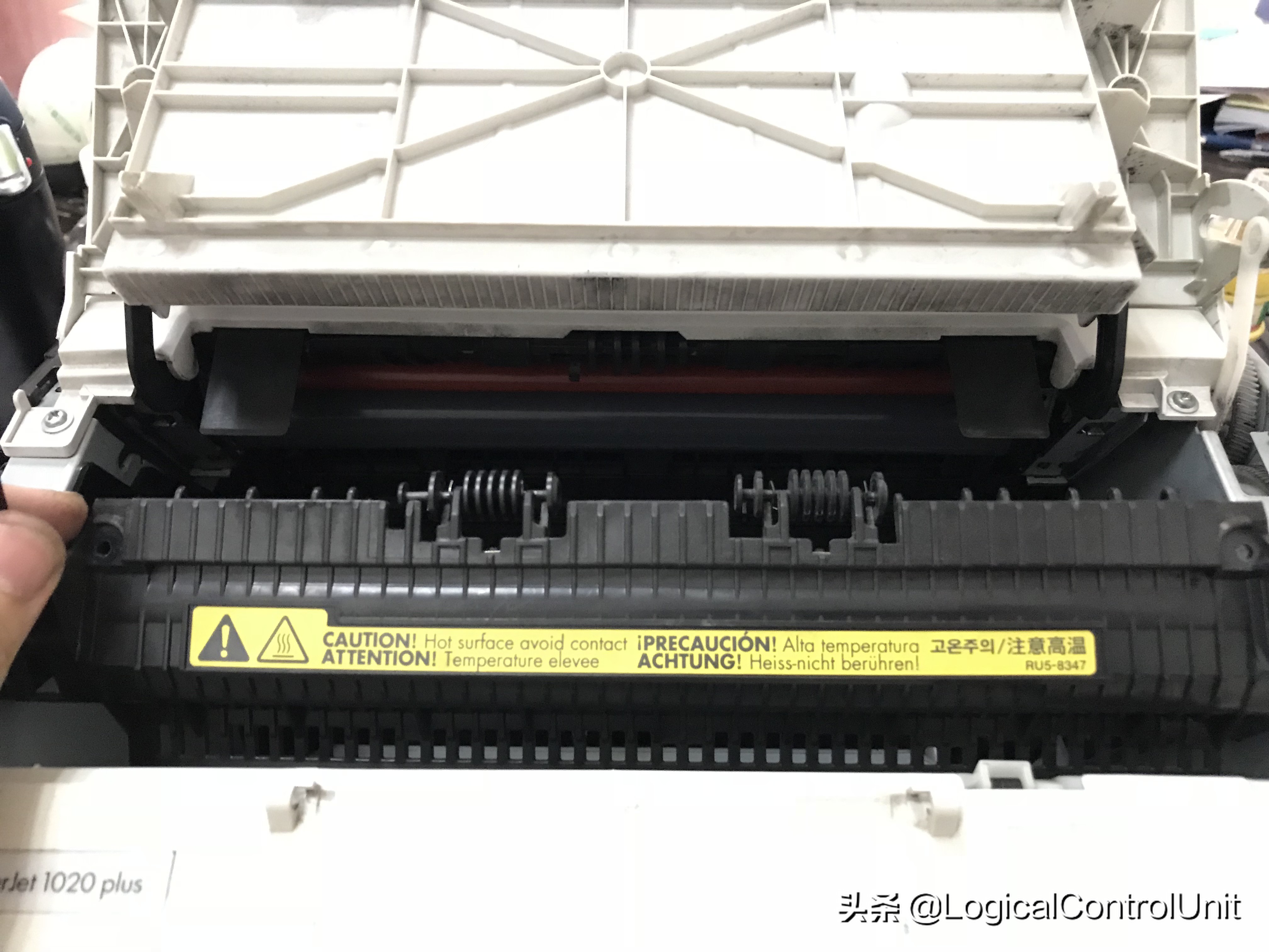 老惠普打印机卡纸怎么解决,为什么惠普打印机老卡纸