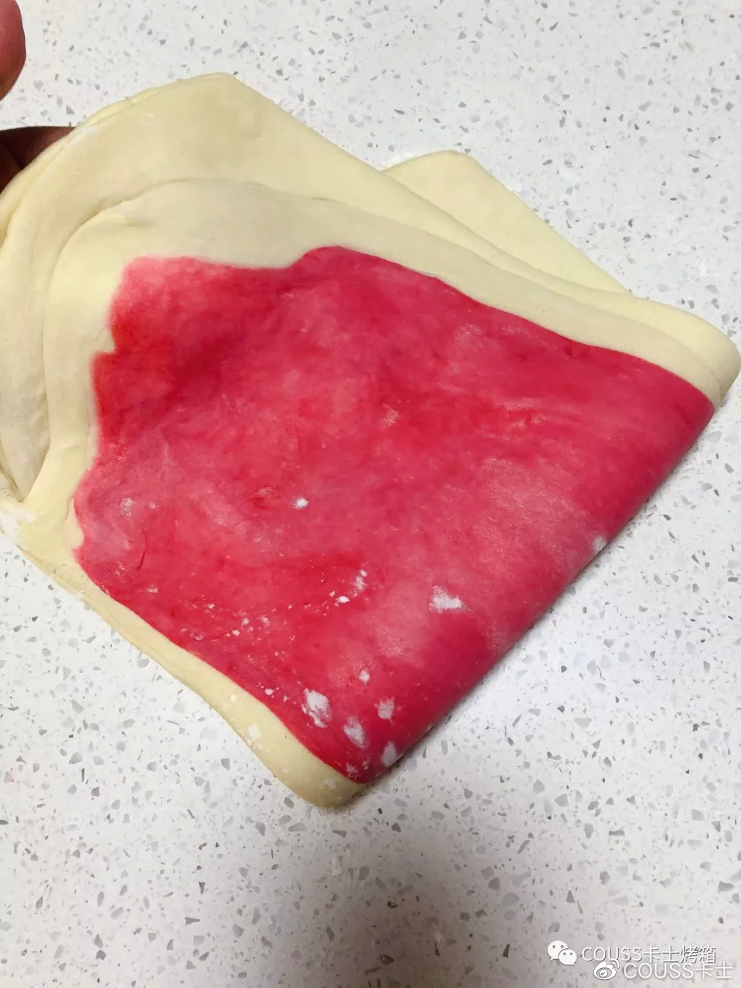 卡仕达酱酥粒面包,卡仕达酱蛋奶味面包