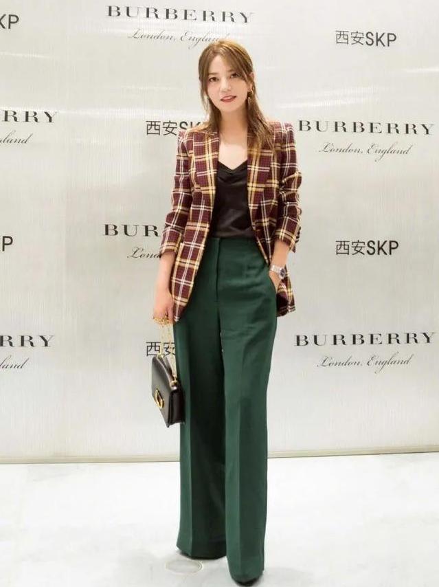 赵薇各种发型,赵薇穿搭头发