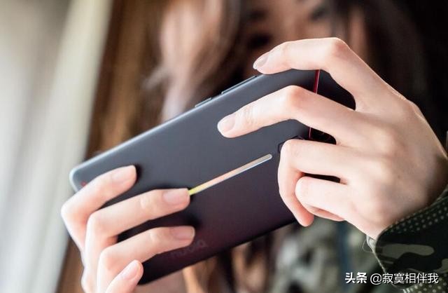 认为偷看“成人网站”无人知？大数据下无异“裸奔”，后果严重