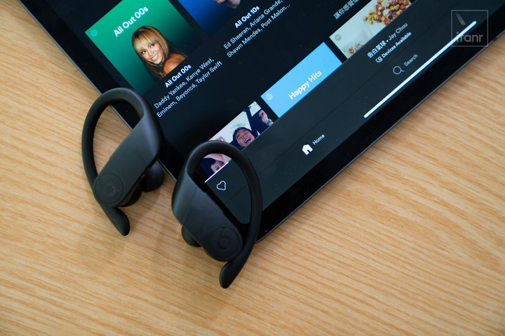 PowerbeatsPro评测：入耳版AirPods，唱、跳、Rap、篮球样样行
