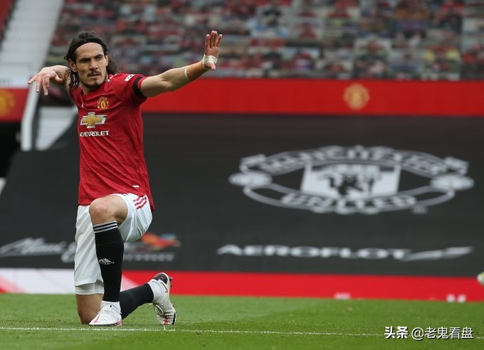 卡瓦尼说c罗是他遇到最好的前锋,c罗回曼联卡瓦尼让出7号球衣