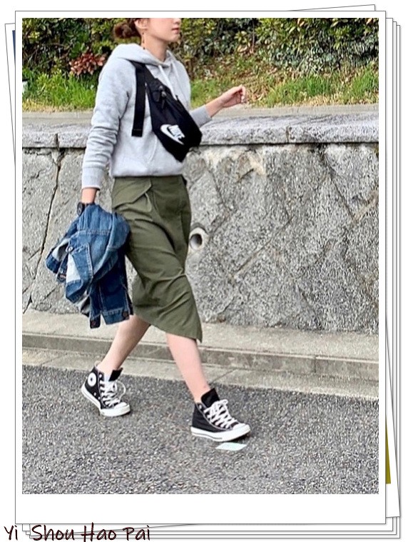 今年流行的绿色穿搭风,春天亮色系衣服颜色及搭配