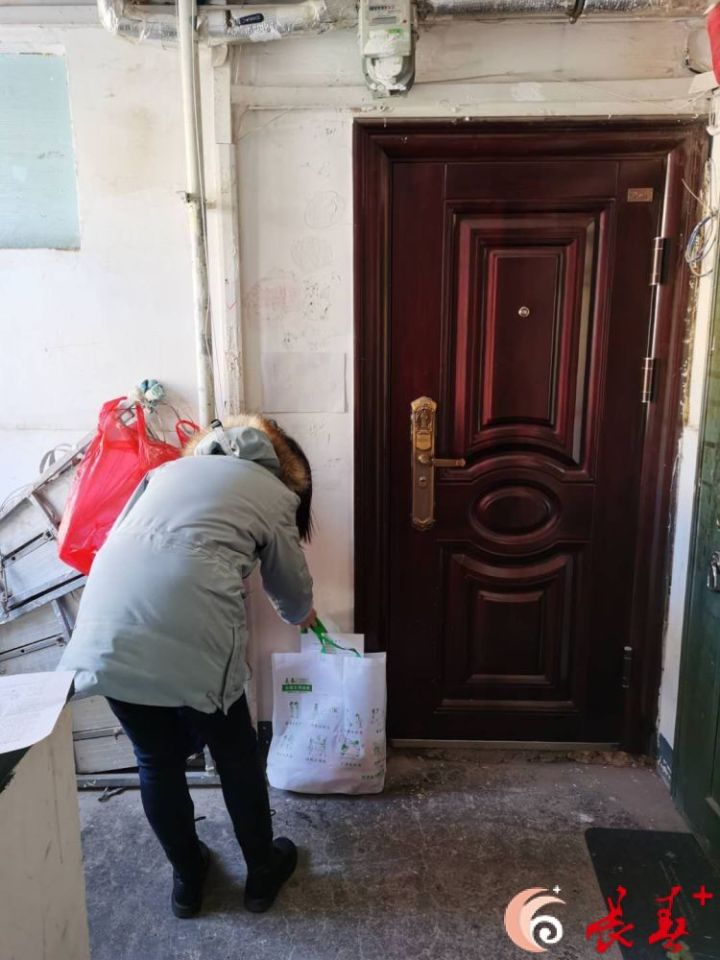 网格代办服务暖民心,网格长为居民服务的琐碎小事