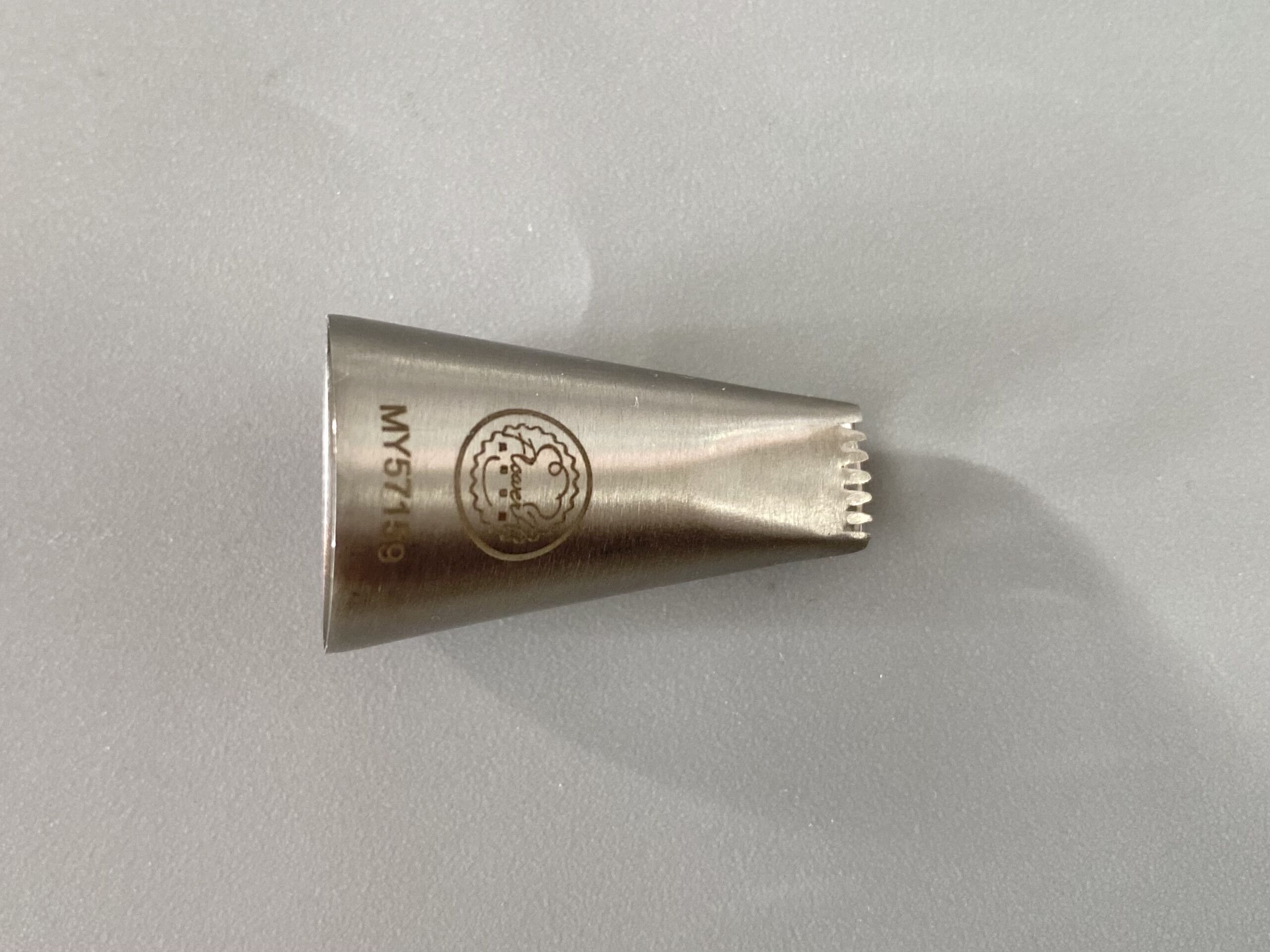 教人如何裱花视频讲解教程,蛋糕裱花必须知道的几种表现手法