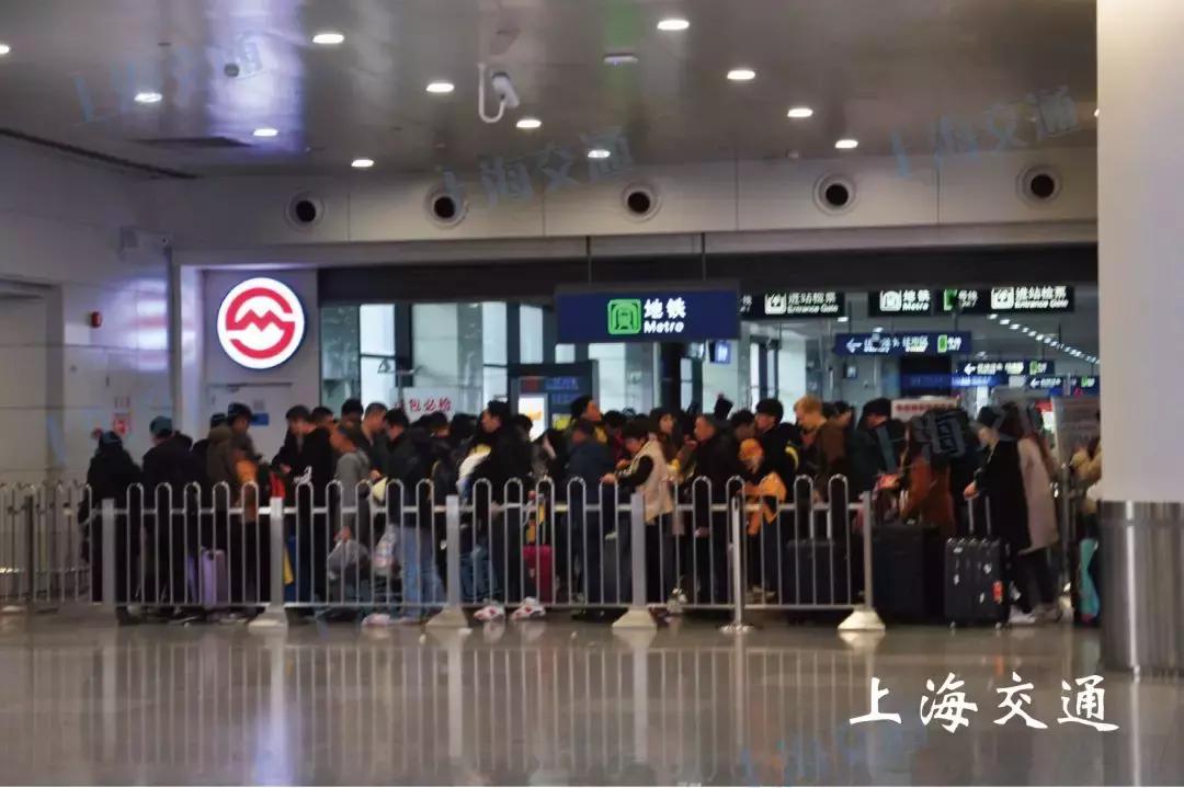 五一返程高峰上海浦东机场,浦东国际机场省钱攻略