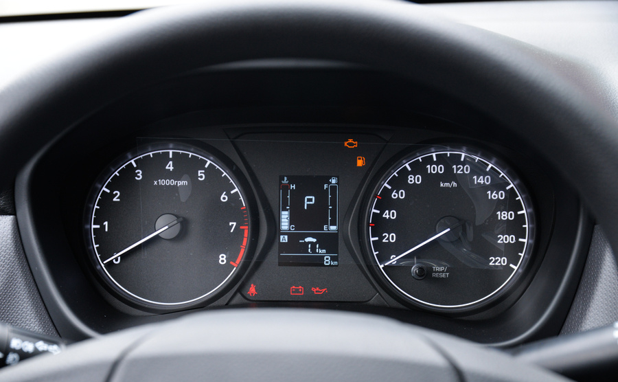 颜值高却不贵的合资家轿，1.4L动力省油、耐开，月薪3000可养