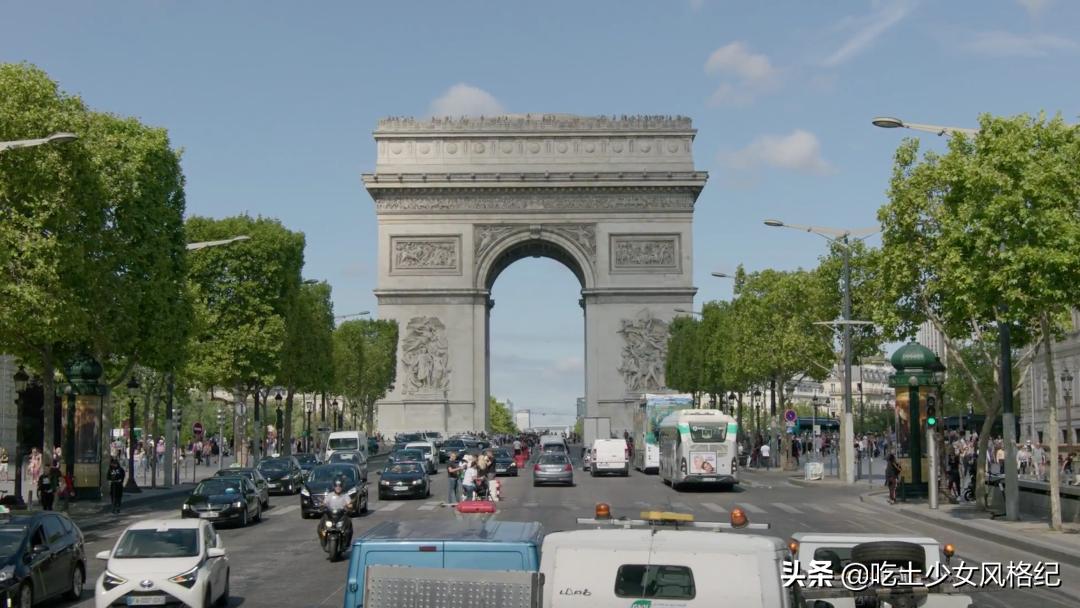 这部把贾玲送上热搜的美剧,让法国人吵翻了天