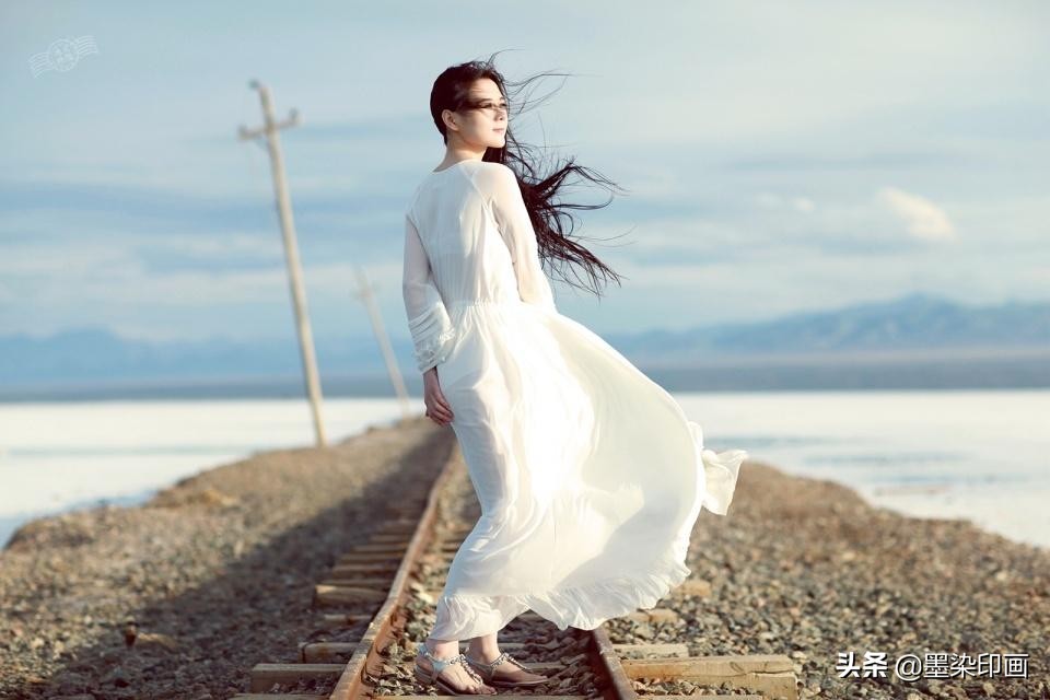 怎样拍女生侧脸教程,女生侧脸怎么拍才好看霸气