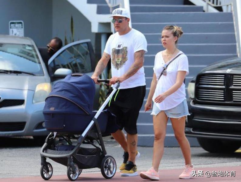 恭喜！48岁因扎吉首次当爹：侄子都20岁了，好友维耶里有2个孩子