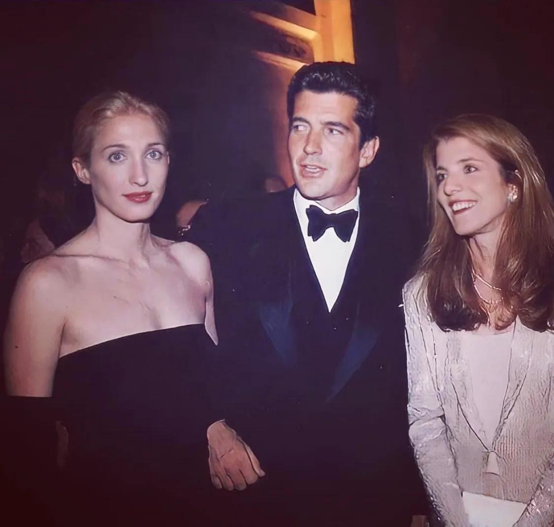 小肯尼迪老婆卡罗琳身高,小肯尼迪夫人卡罗琳穿搭