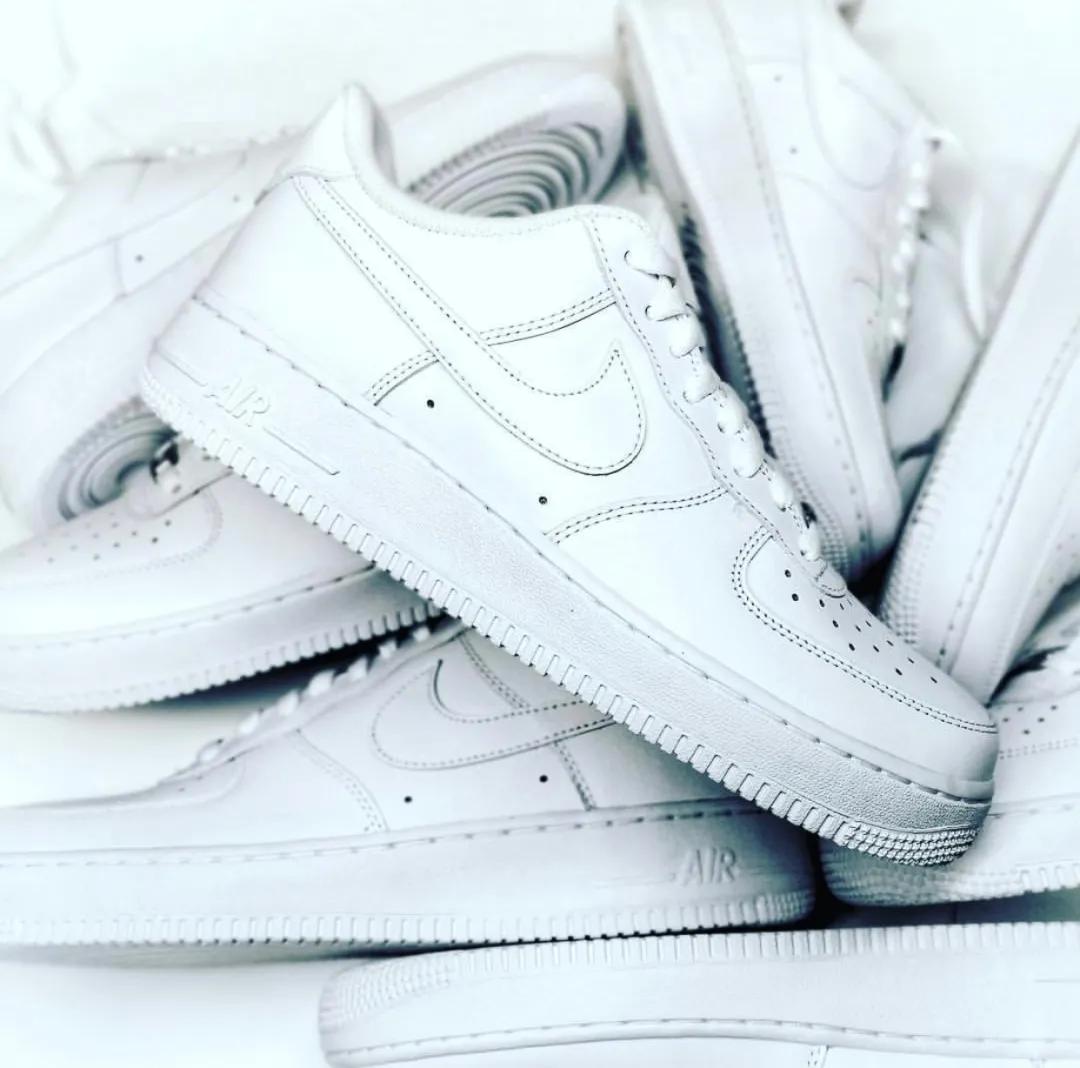 吹水鸭先知｜当宇航员、藤原浩、ow球鞋出现在老师的脚上...