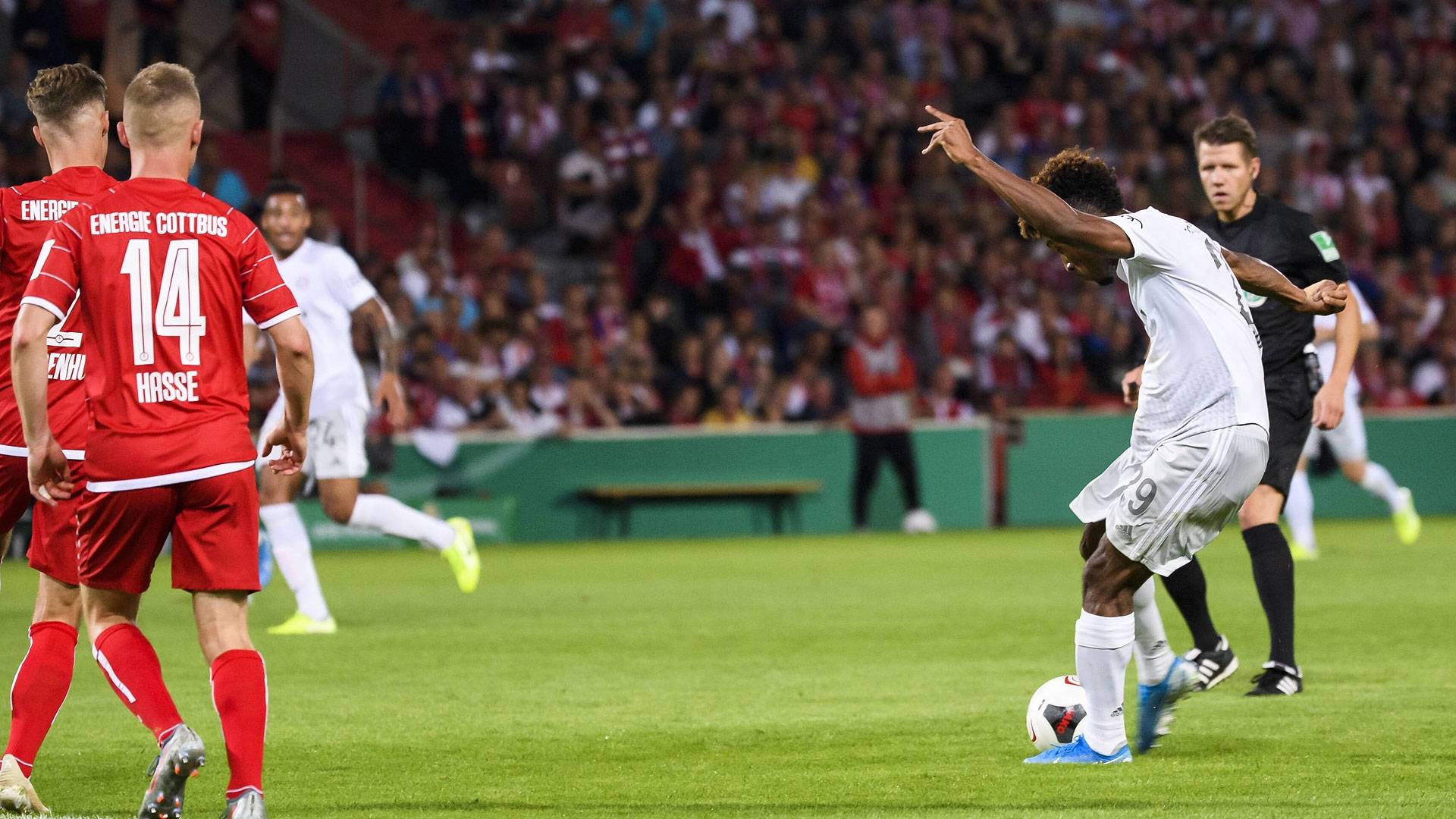 「解说员评论」德国杯首轮取胜后的拜仁几分欢喜几分愁