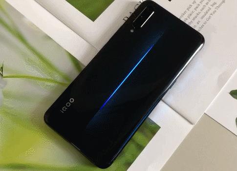 iQOO游戏魔盒体验：飙升游戏体验的潘多拉