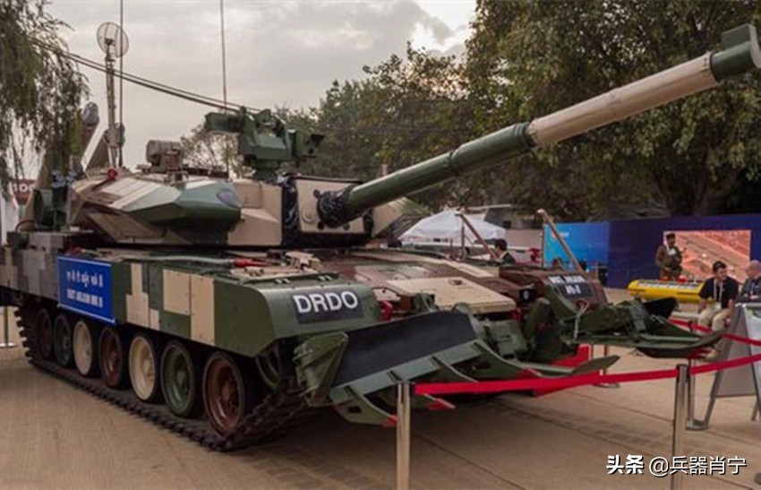 缺陷解决了吗？时隔20年印度采购118辆阿琼，曾多次遭到拒收