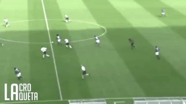 足球超燃瞬间罗纳尔迪尼奥,罗纳尔迪尼奥最完美的足球