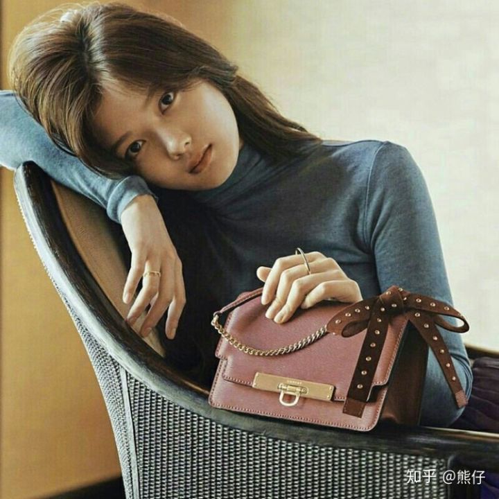 千元包包推荐轻奢20岁,千元小众包包推荐百搭平价