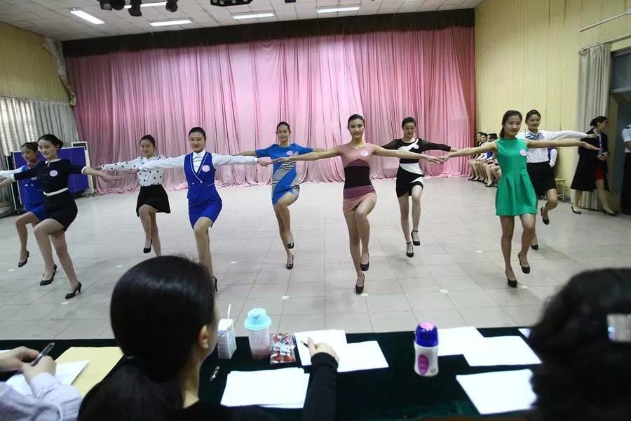 空姐体检是男人检查吗,空姐每年都要体检吗