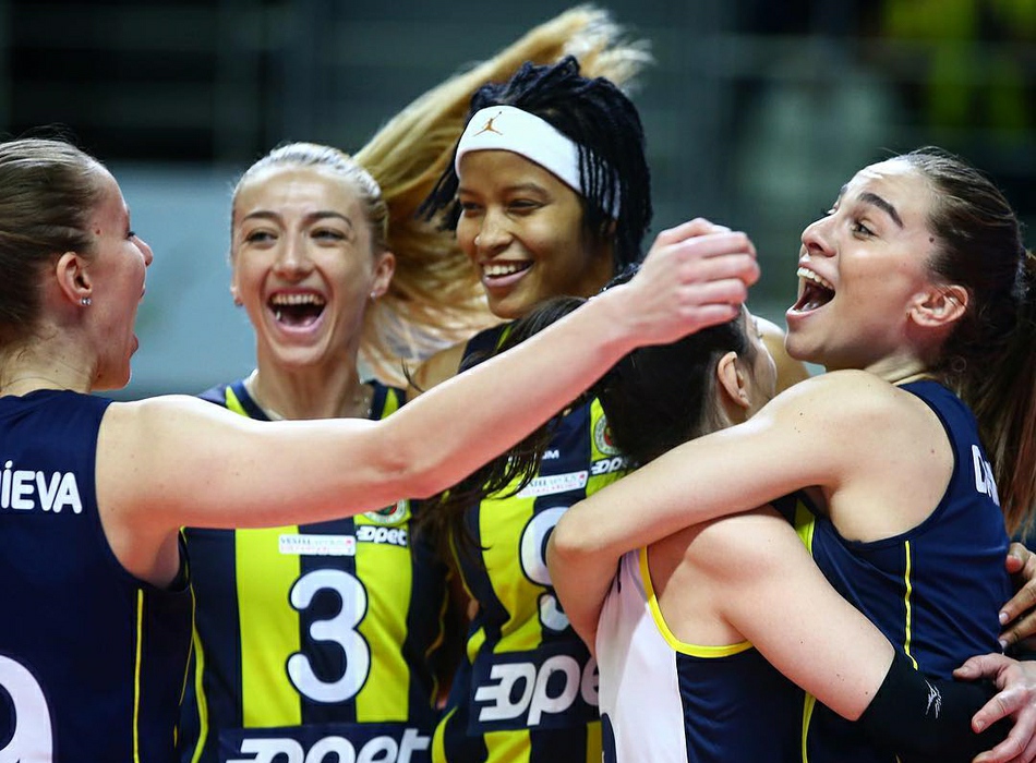 欧冠8强赛次回合深夜开打！意甲3豪门或晋级，瓦基弗日子不好过