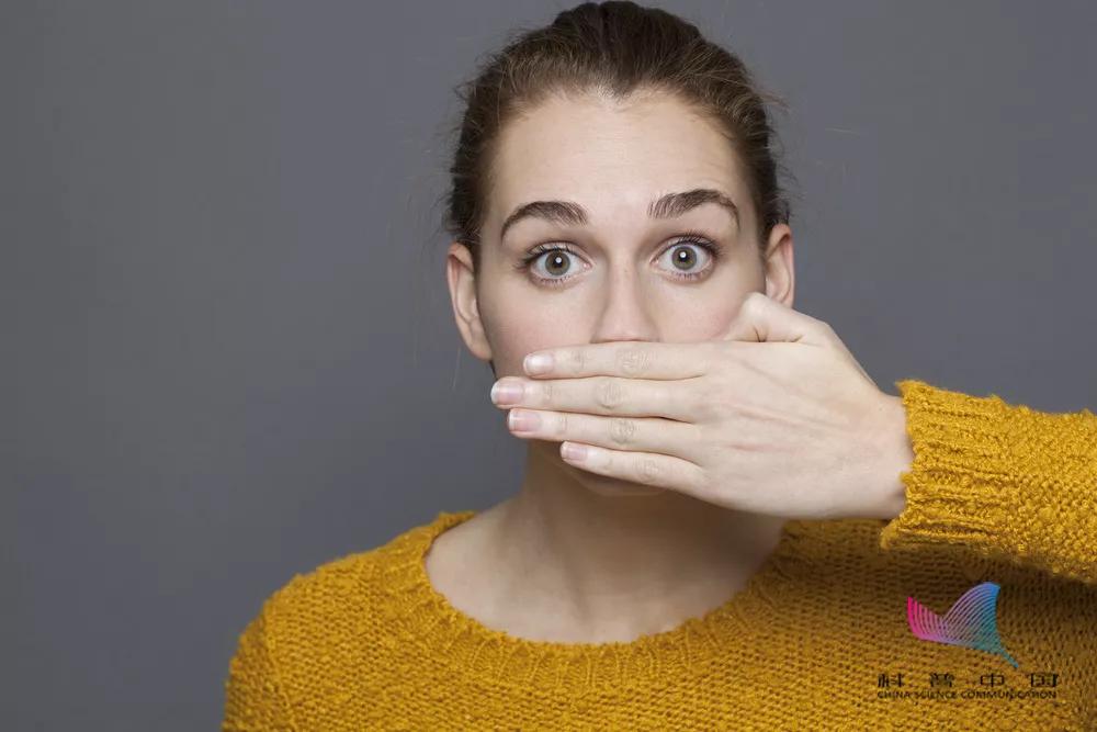 经常刷牙还口臭是什么原因引起的,天天刷牙为啥还口臭终于找到原因