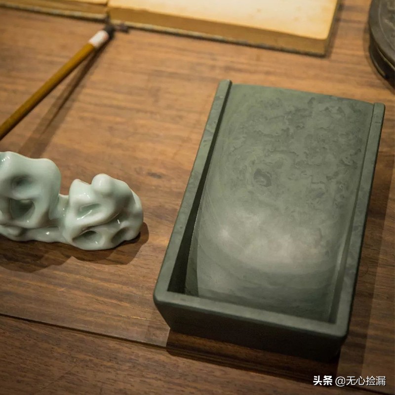 回流歙砚老砚台怎么辨别真假 (各种古砚台的鉴别方法图解)