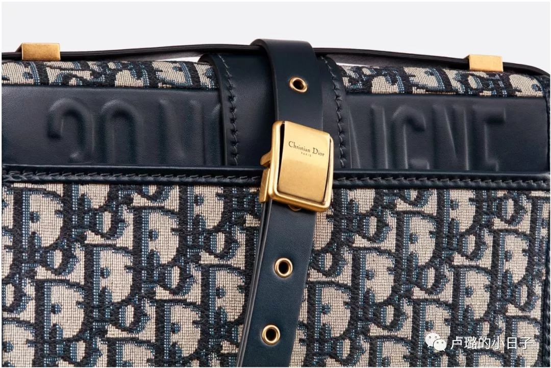 中年女士包包轻奢推荐,中年女士适合买什么样的包包