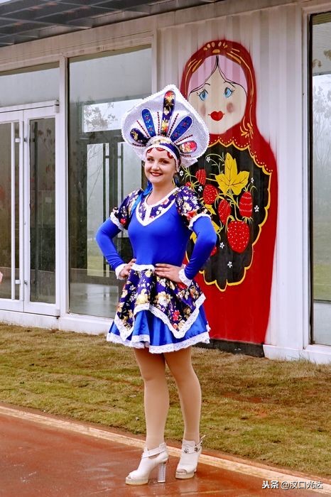 万亩茶园·俄罗斯方块小镇：全球首家茶文化俄罗斯风情主题公园