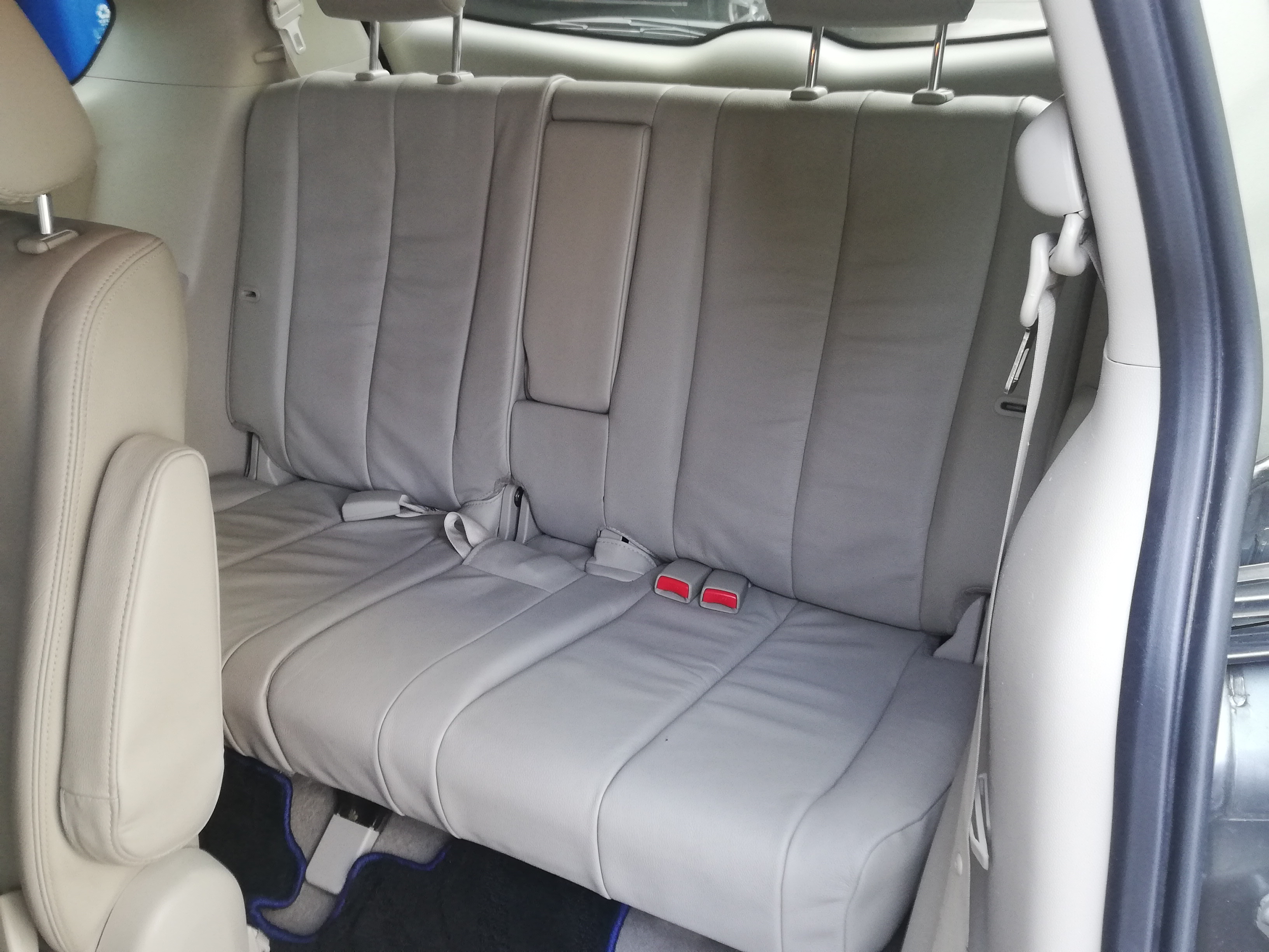 马自达8mpv二手,老款mpv马自达8