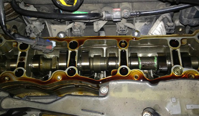 火花塞变黑会怎么样,更换火花塞有漏气声音