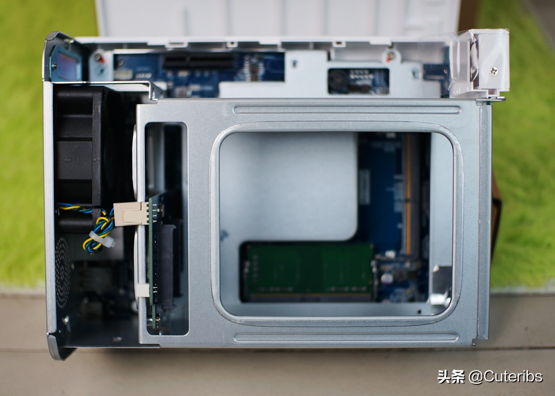 4KNAS影音神器威联通TS-251D