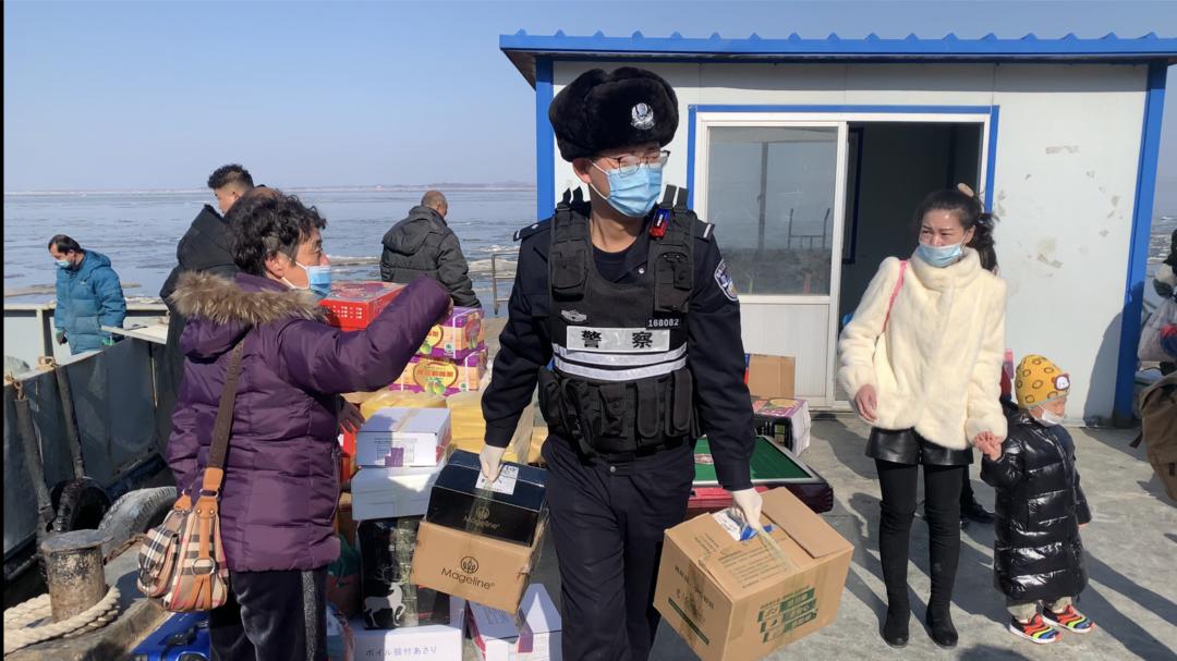 春节我为你坚守,我为祖国守海岛完整版