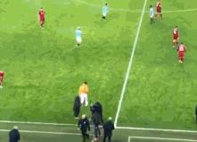 女球员袭击裁判,女球迷遭球员侵害事件