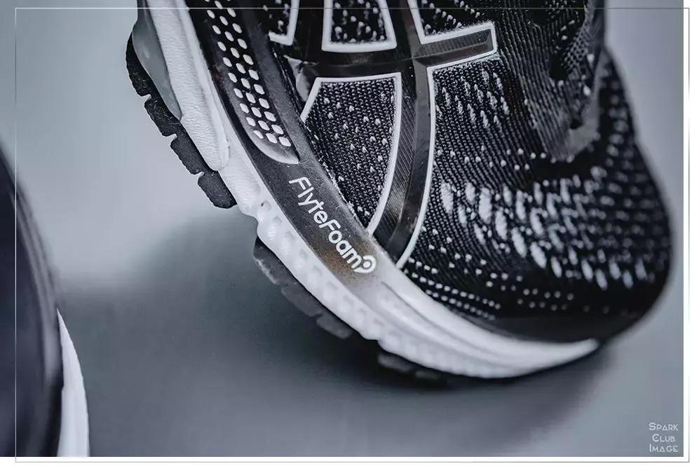 kayano鞋号43怎么选,kayano经典鞋款