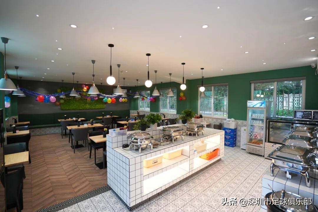 环境和菜品全面升级,环境升级菜品升级网红火锅