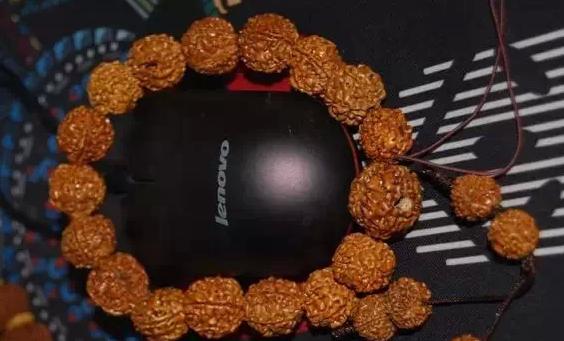 新手不容易踩坑的文玩,最值得入坑的文玩