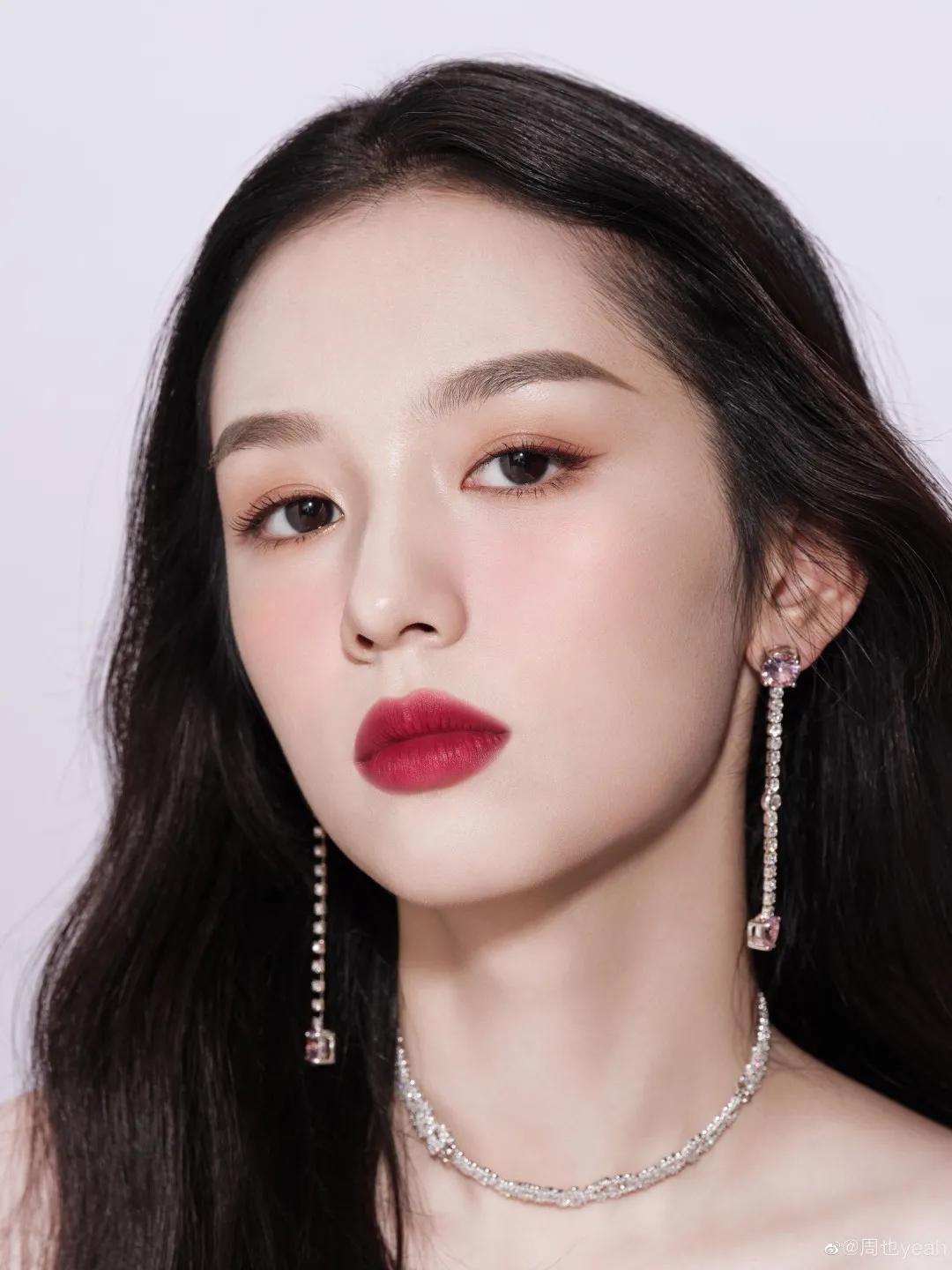 口红的错误涂法,错误的涂口红