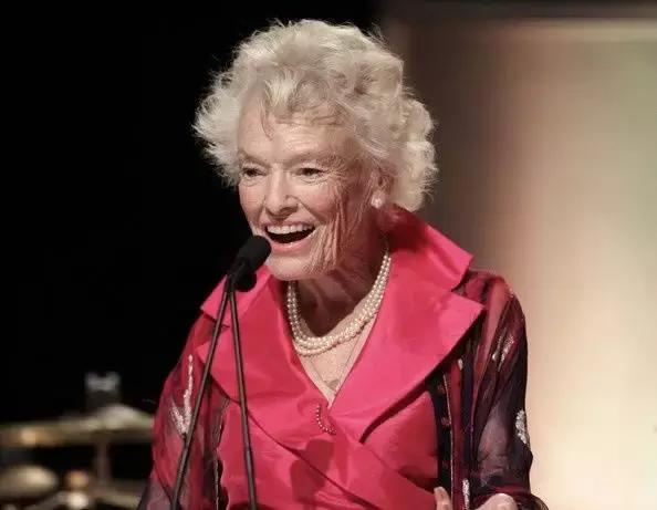 布兰森和贝索斯,贝索斯马斯克布兰森