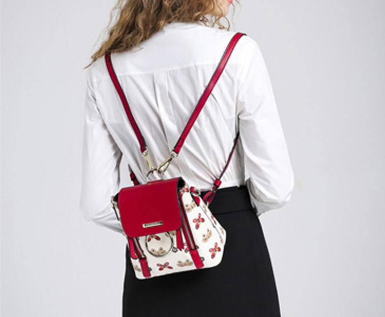 最近超喜欢的一款包,各种风格都能驾驭的包包