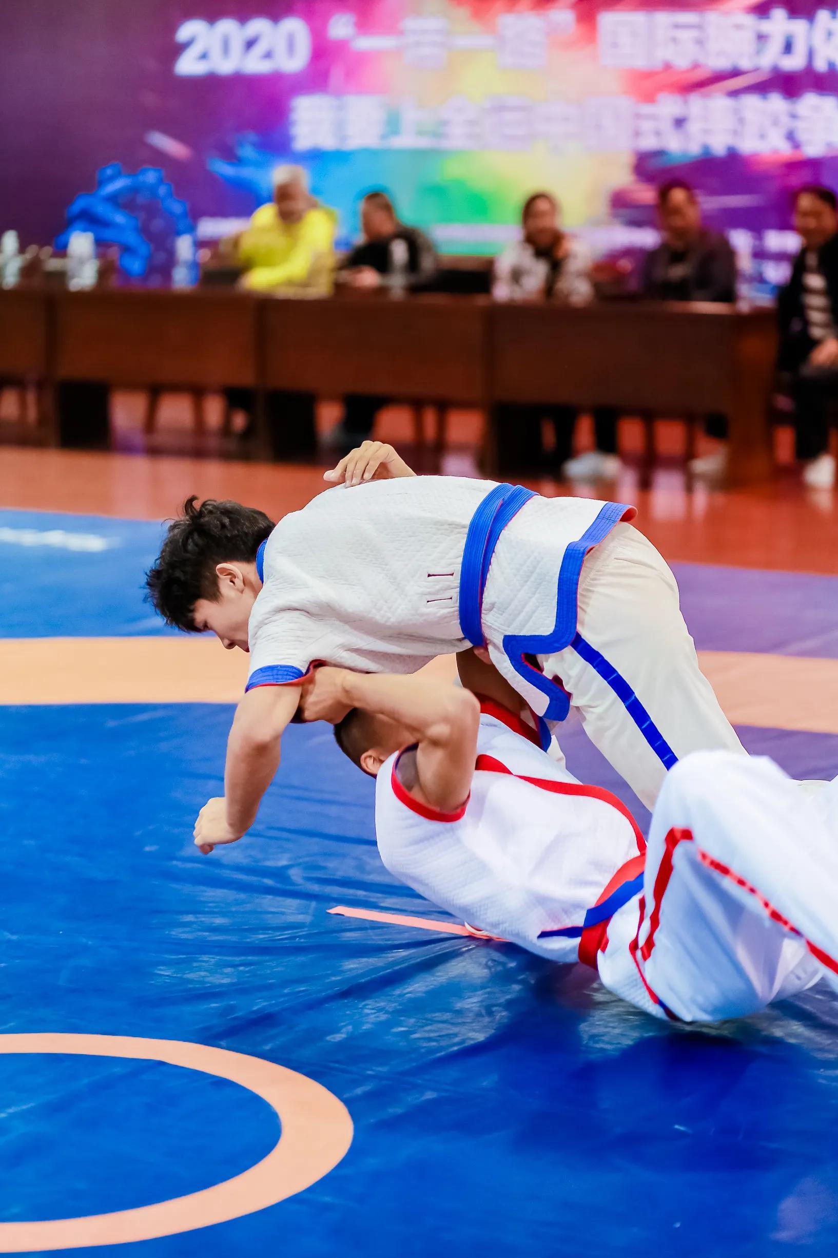 中国式摔跤最经典4招式,中国式摔跤摔法技术评判