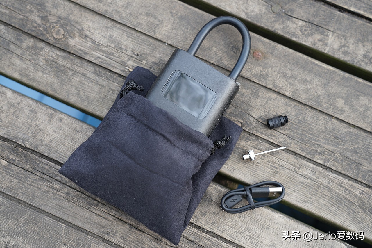 轮胎没气了去哪里充气,米家充气宝可以充公路车吗