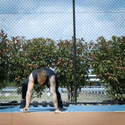 美队复联4雷神之锤,复联4美队背头