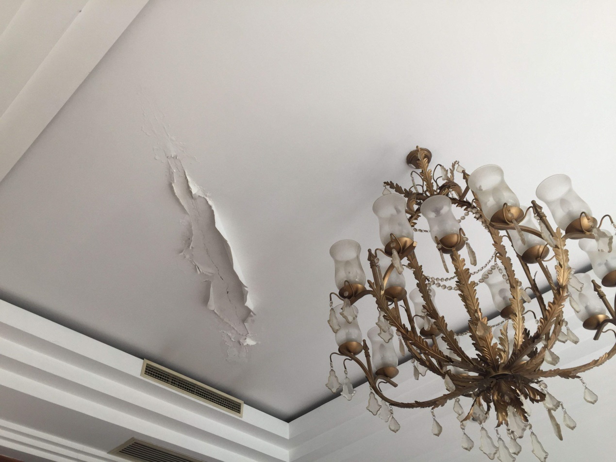 老墙面开裂修补,墙面开裂用水泥怎么补