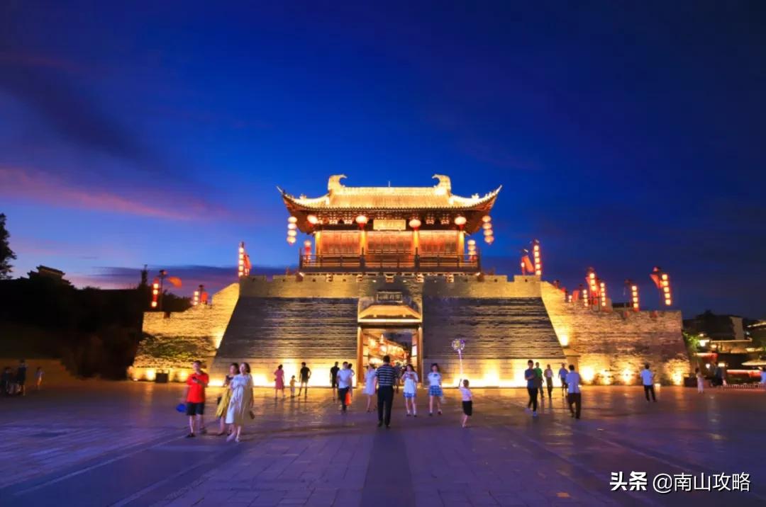 十一月小众冷门旅行地推荐,8月必去的十大旅行地